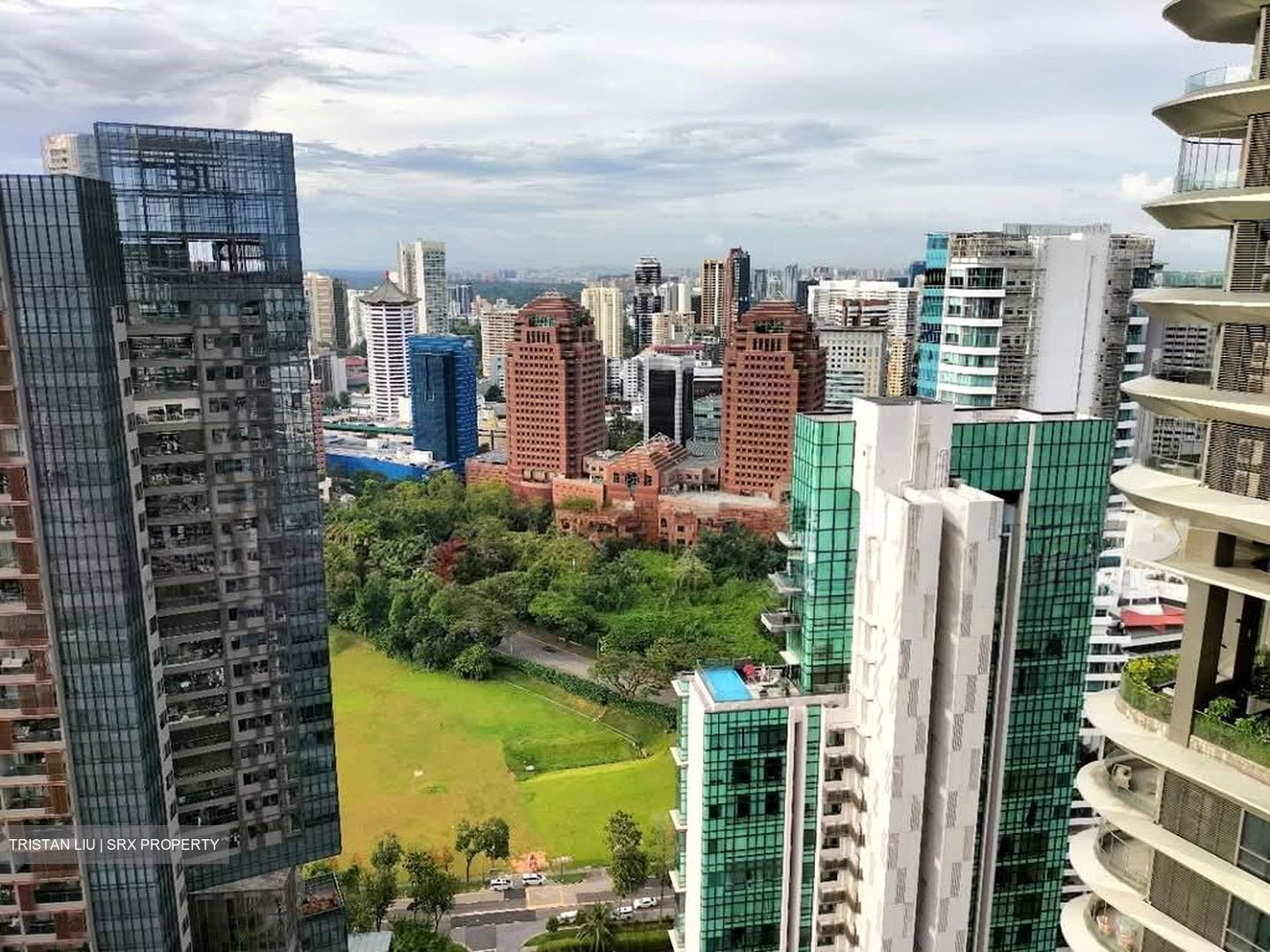 New Futura (D9), Condominium #566686931
